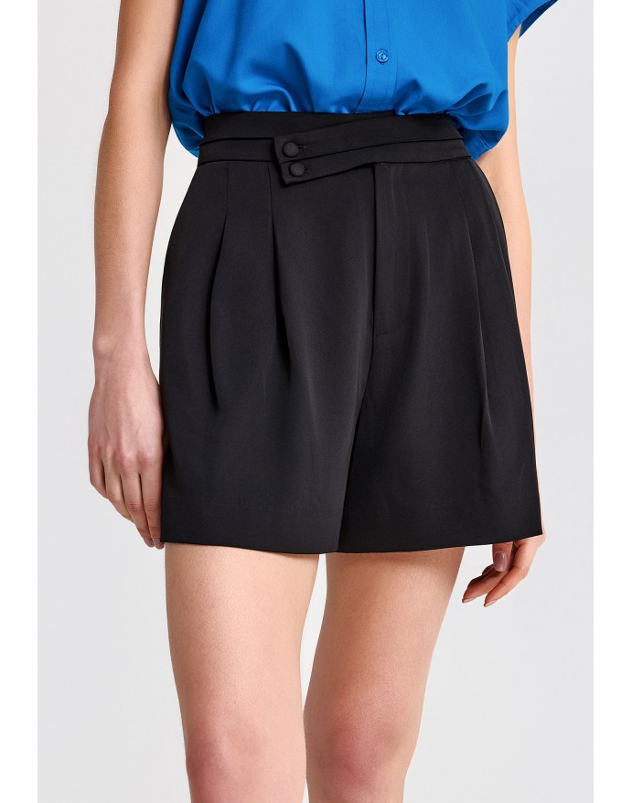 Funky Buddha Γυναικείο σορτς με πιέτες στη μέση Black FBL013-114-03